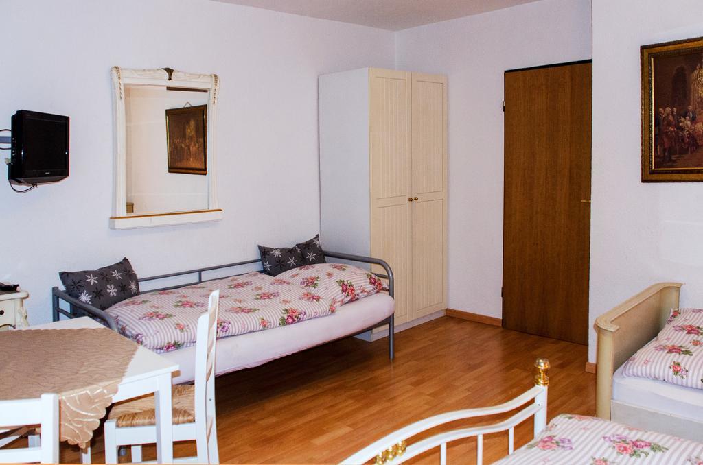 Hotel Ziegenhagen Colonia Esterno foto