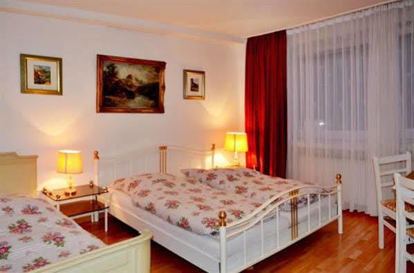 Hotel Ziegenhagen Colonia Esterno foto